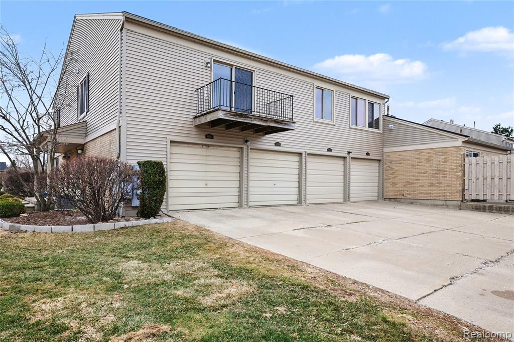 44582 Connecticut Court, Clinton Twp, MI 48038 — Photo 23