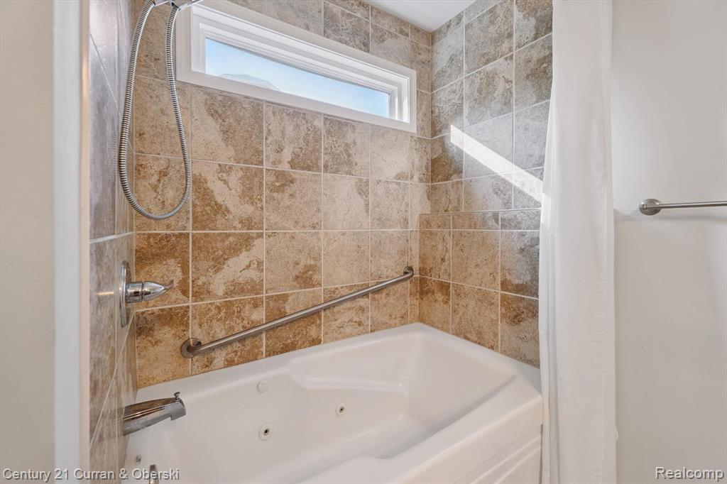 4505 Spring Mountain Drive, Brighton, MI 48116 — Photo 28