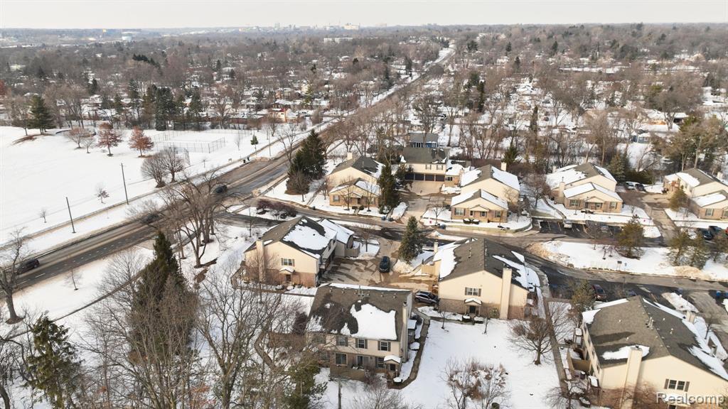 3016 Forest Creek Court, Ann Arbor, MI 48108 — Photo 23