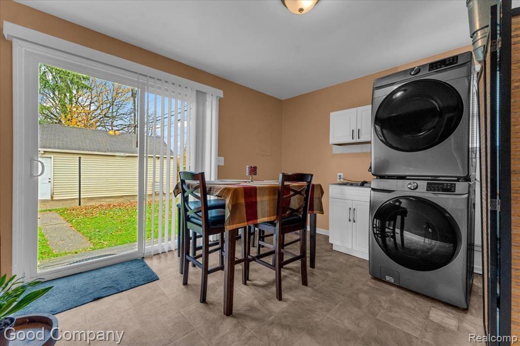 5830 HURON Street, Taylor, MI 48180 — Photo 12