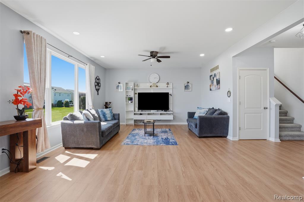 59625 Twin Pines Drive, New Hudson, MI 48165 — Photo 8