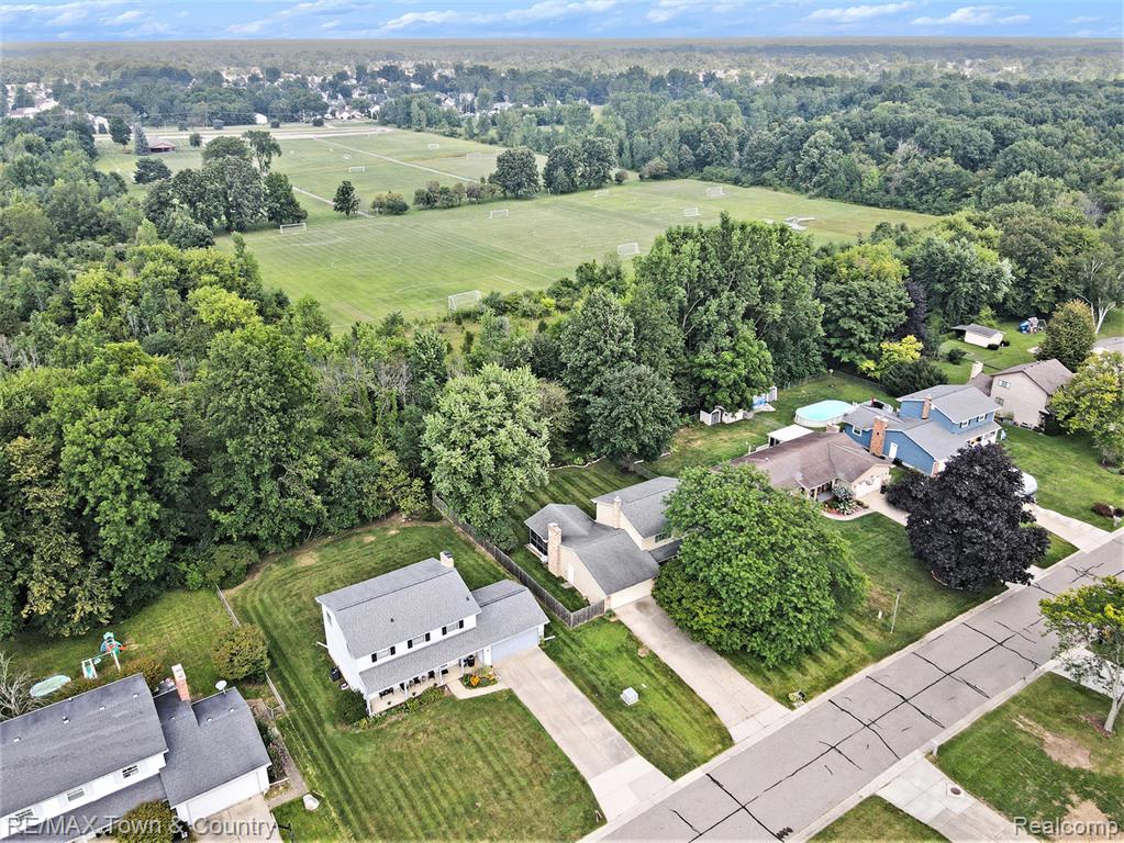 5555 Old Franklin Road, Grand Blanc, MI 48439 — Photo 25