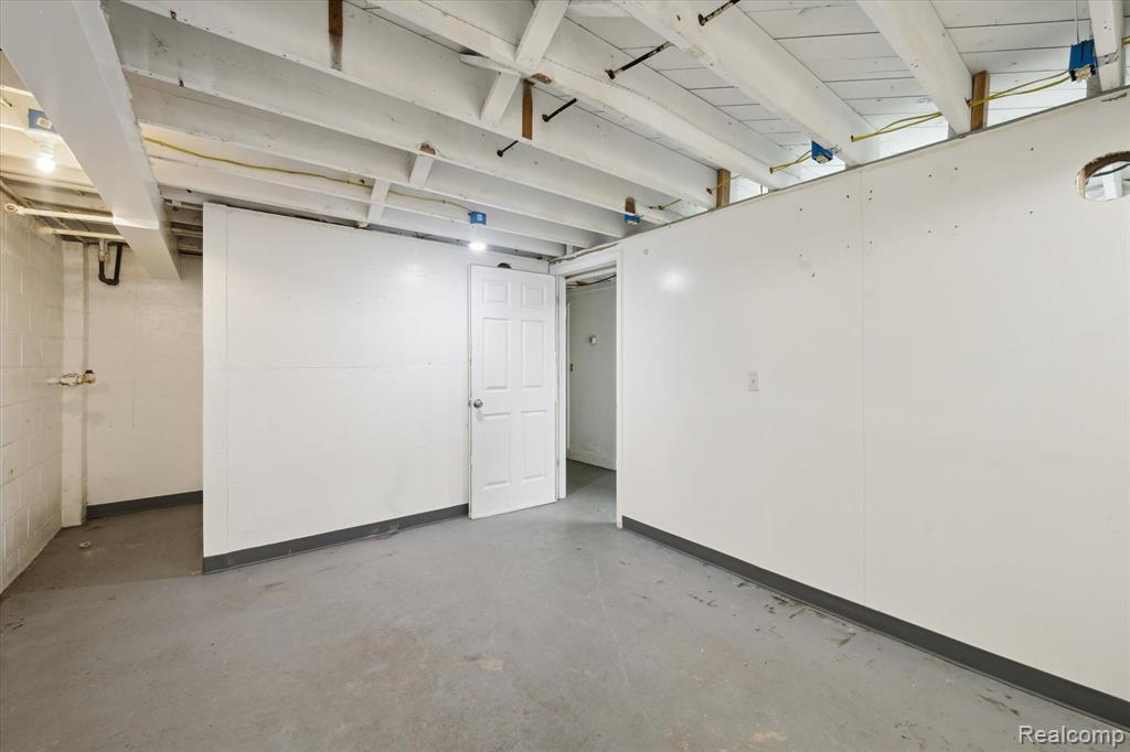 1012 MINER Street, Ann Arbor, MI 48103 — Photo 12