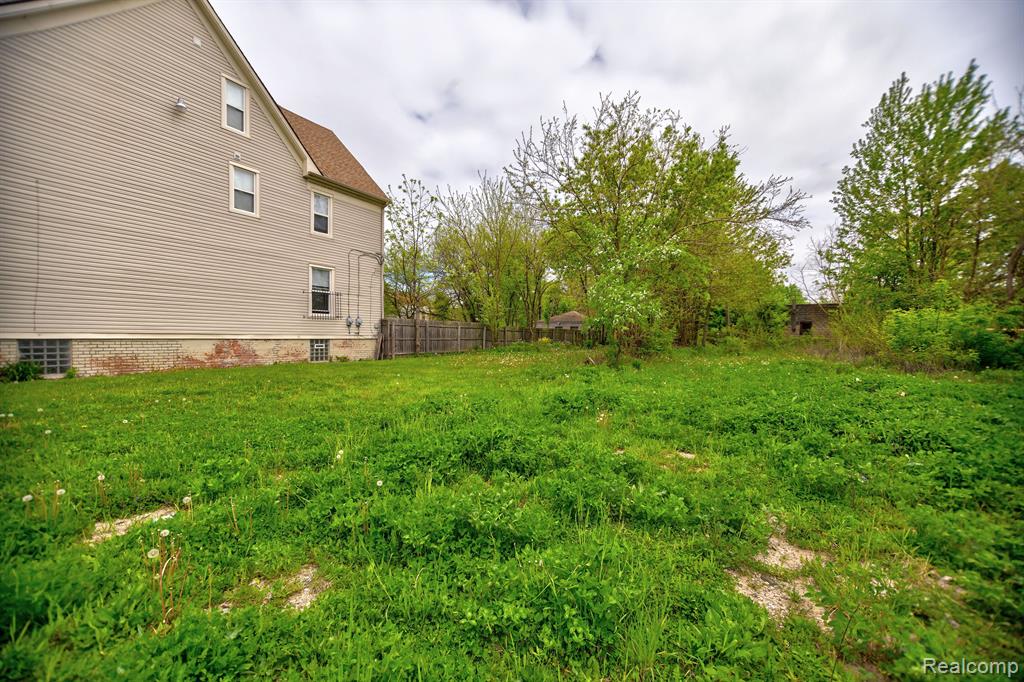 1751 W Warren Avenue, Detroit, MI 48208 — Photo 6