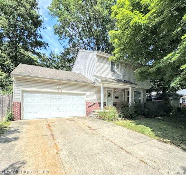 434 W Bernhard Avenue, Hazel Park, MI 48030 — Photo 2