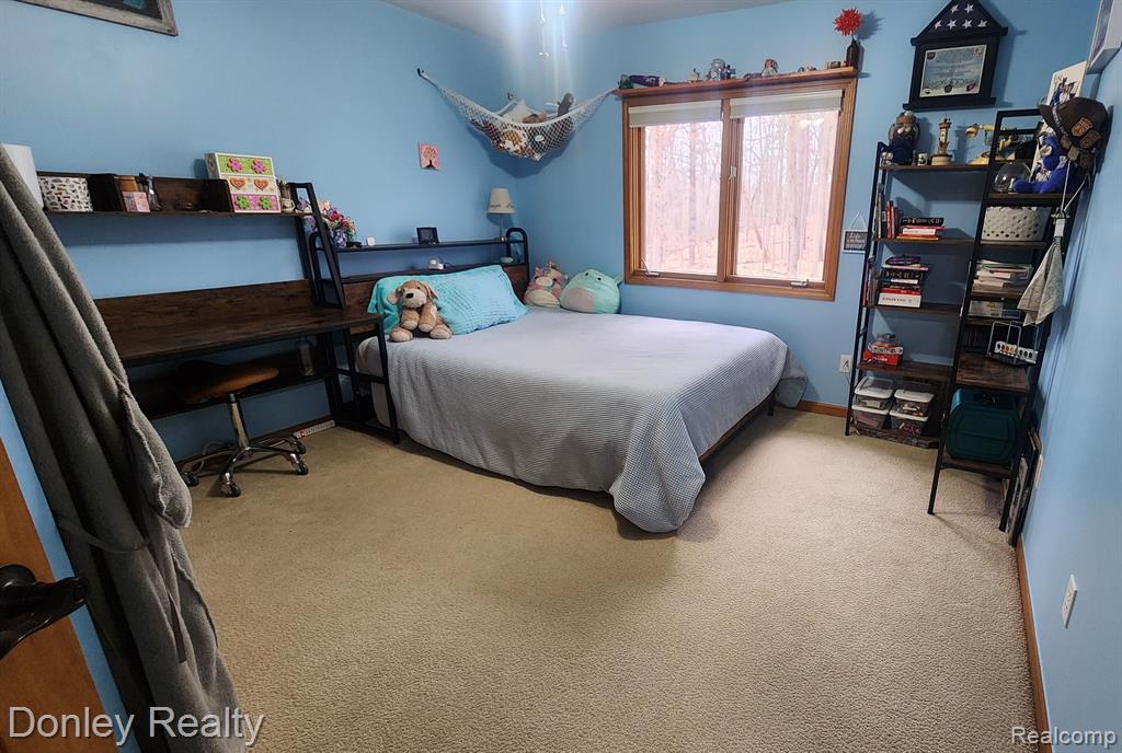 3239 HILLVIEW Drive, Metamora, MI 48455 — Photo 16