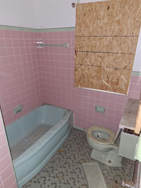 9555 SCHAEFER, Detroit, MI 48227 — Photo 23