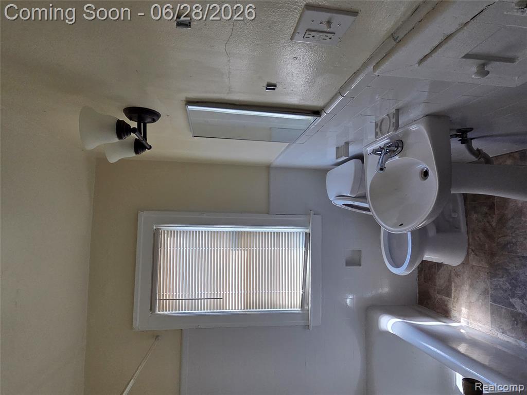 13918 Roselawn Street, Detroit, MI 48238 — Photo 15