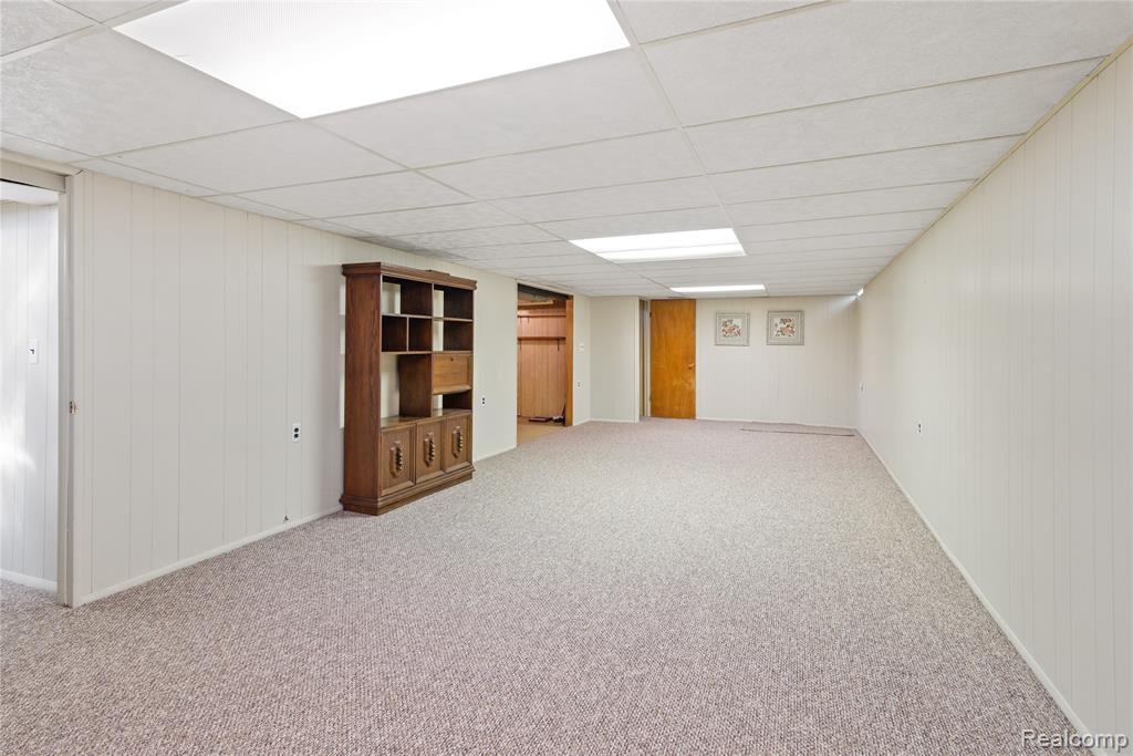 5836 Norborne Avenue, Dearborn Heights, MI 48127 — Photo 18