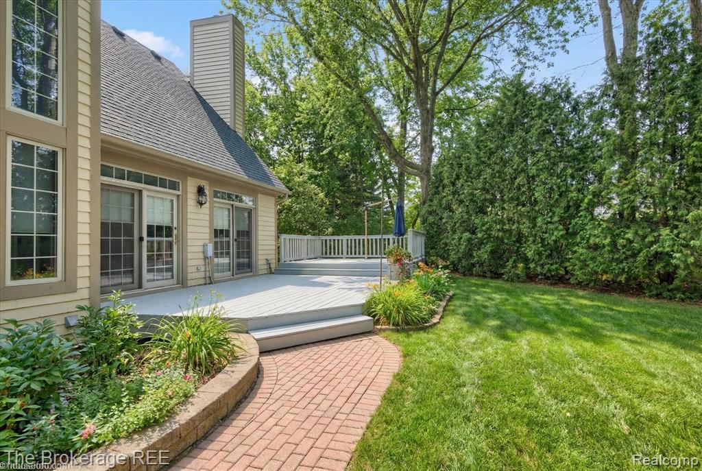 5475 Woodfield Parkway, Grand Blanc, MI 48439 — Photo 89