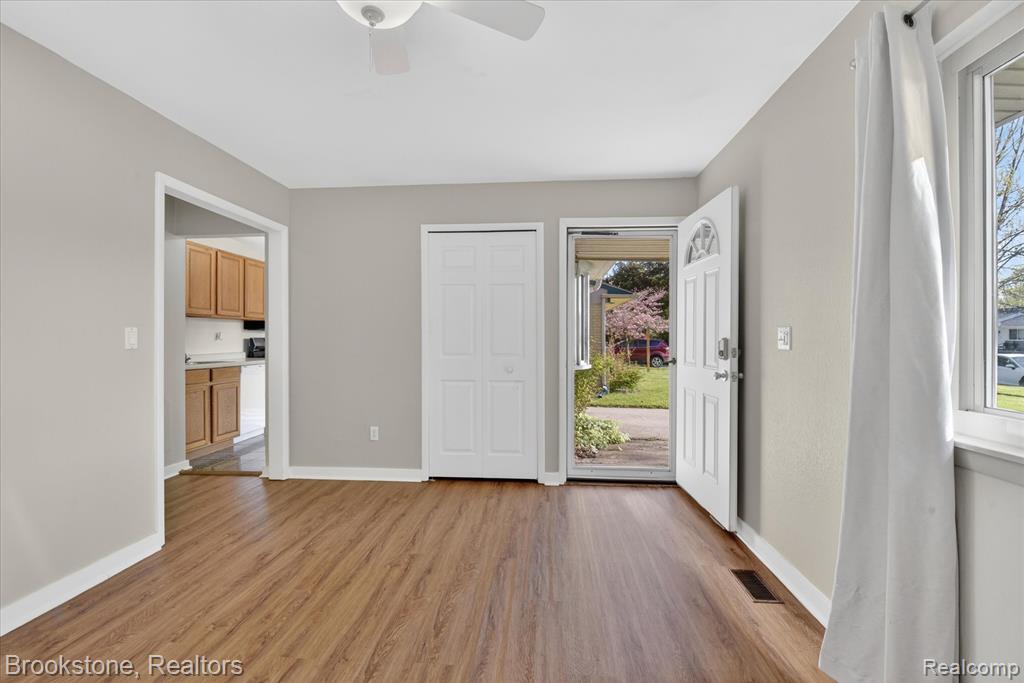 10972 Van Buren Street, Van Buren, MI 48111 — Photo 8