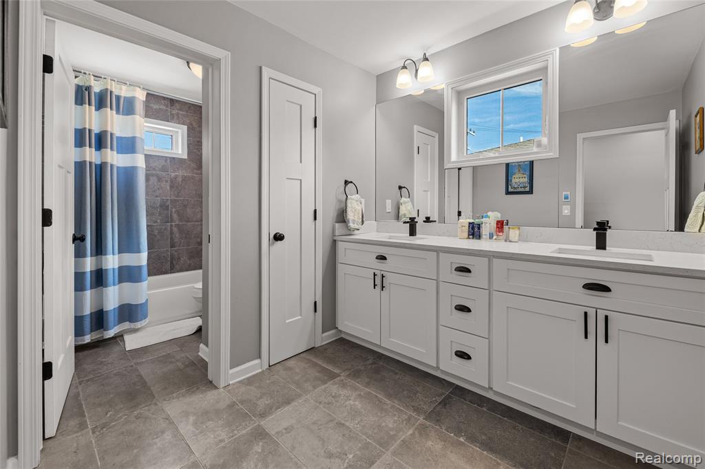 818 Mohawk Avenue, Royal Oak, MI 48067 — Photo 46
