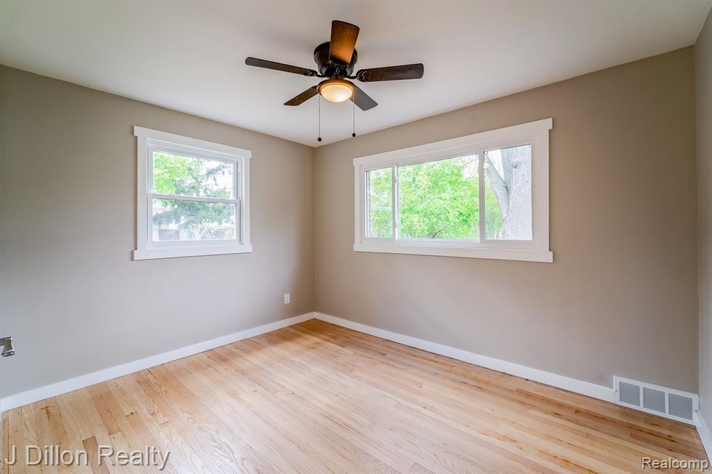 6639 SHARON Street, Garden City, MI — Photo 29
