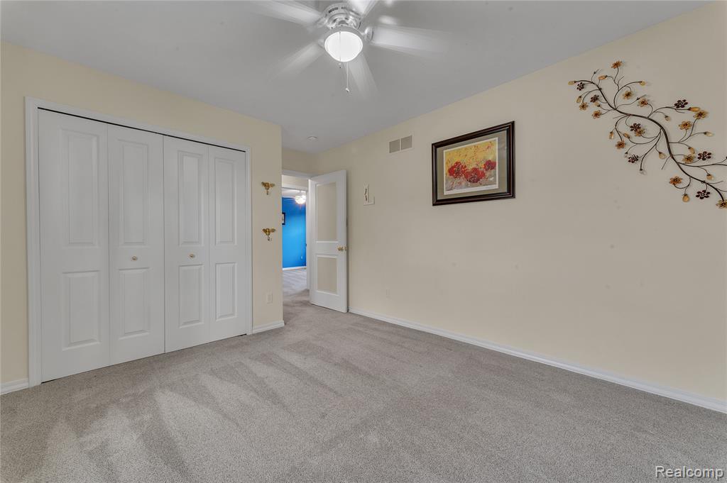 26738 Canterbury Circle, New Boston, MI 48164 — Photo 14