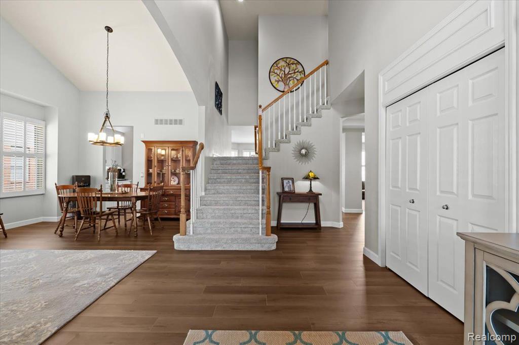 17020 CARRIAGE Way, Northville, MI 48168 — Photo 6