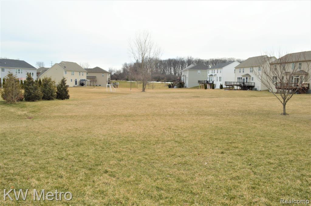 4313 SILVERLEAF Drive, Ypsilanti, MI 48197 — Photo 29