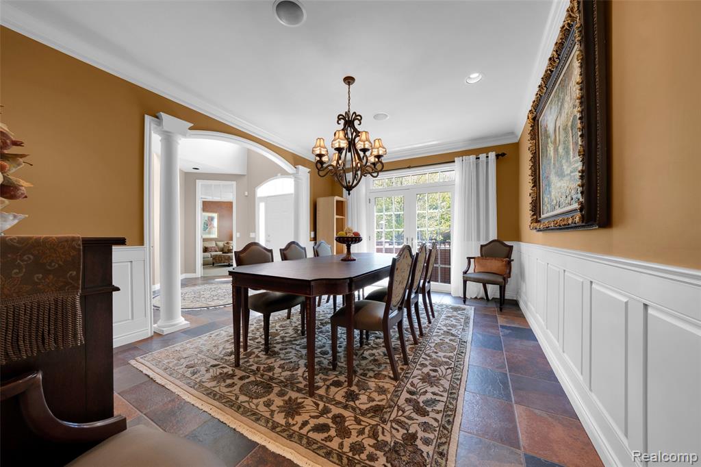 4502 Forest Edge Lane, West Bloomfield, MI 48323 — Photo 13