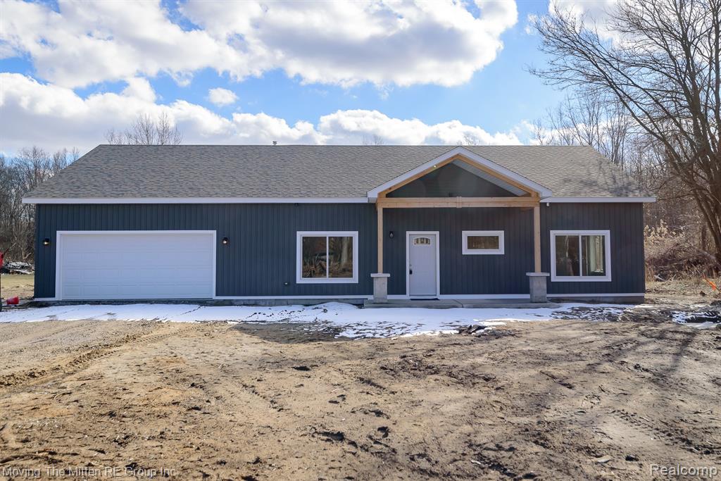 43001 Willow Road, New Boston, MI 48164 — front exterior