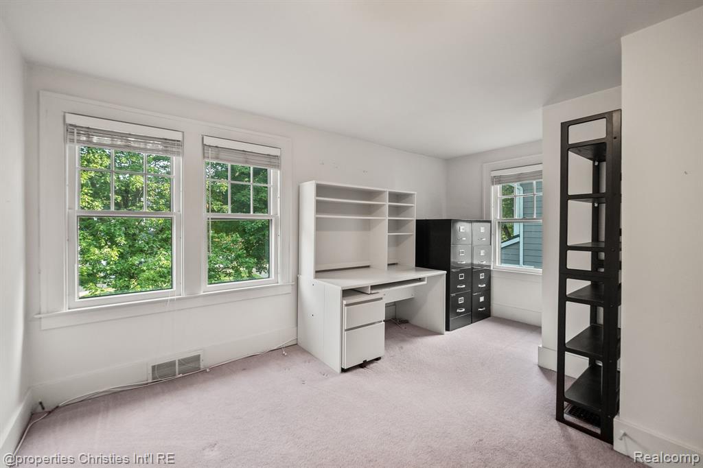 532 Wallace Street, Birmingham, MI 48009 — Photo 20