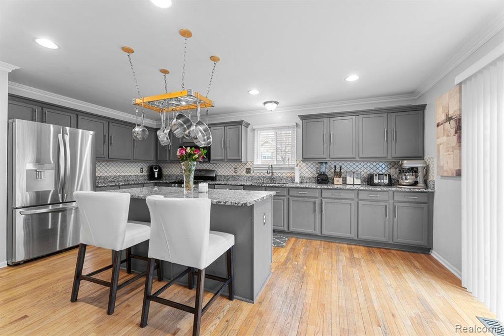 13517 MILTON Drive, Belleville, MI 48111 — Photo 13