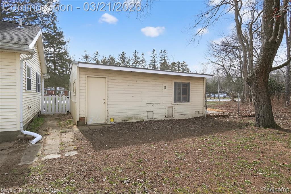 40220 Harris Road, Belleville, MI 48111 — Photo 35