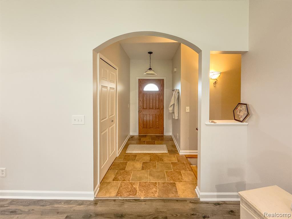 6310 MAPLE Avenue, Swartz Creek, MI 48473 — Photo 12