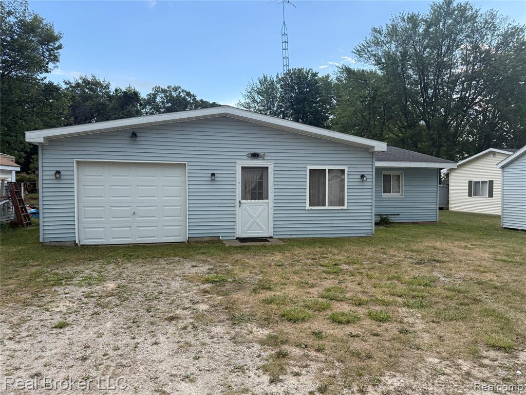 8637 Rowe Road, MI — Photo 25