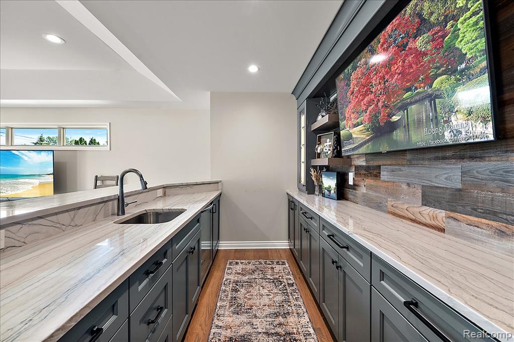 22461 Benjamin Street, Saint Clair Shores, MI 48081 — Photo 15