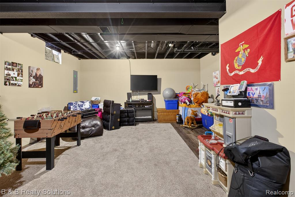 3919 Castle Road, North Branch, MI 48461 — Photo 24