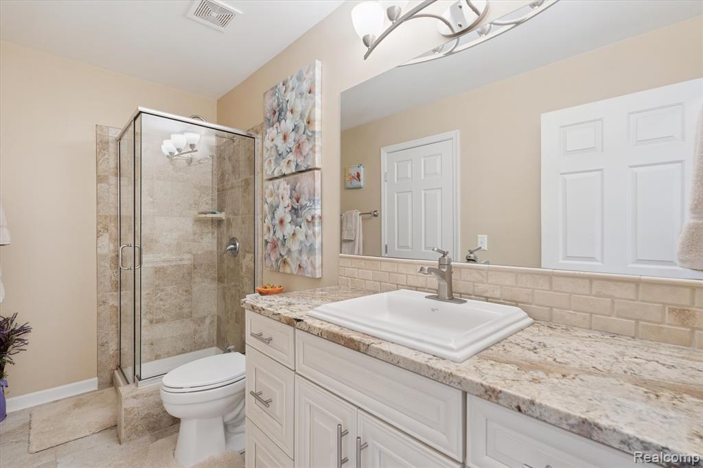 1244 Crystal Pointe Circle, Fenton, MI 48430 — Photo 19