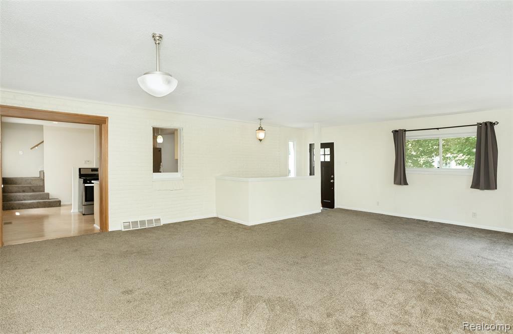 922 Butternut Avenue, Royal Oak, MI 48073 — Photo 4