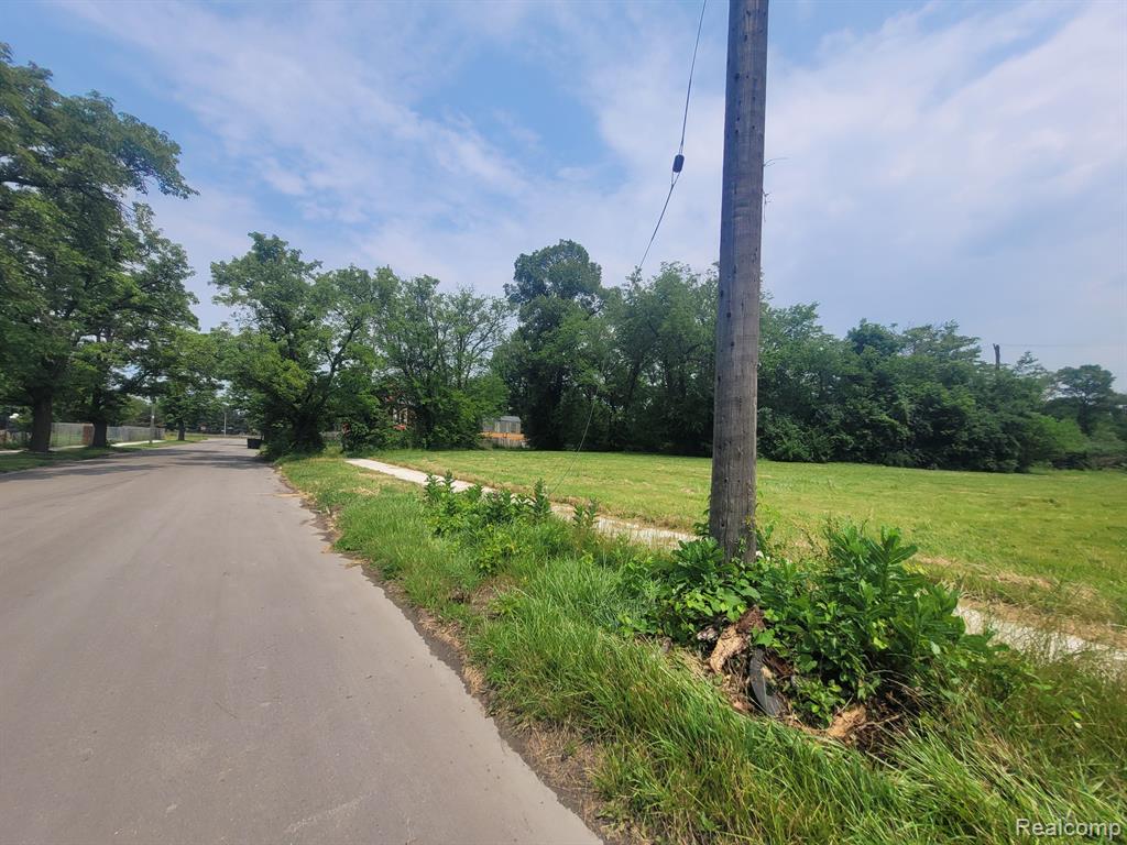 5202 STANTON Street, Detroit, MI 48208 — Photo 15