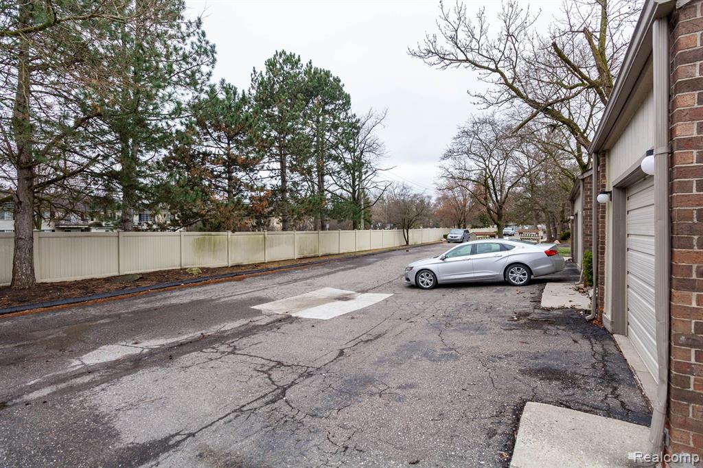 5866 VASSAR, West Bloomfield, MI — Photo 47