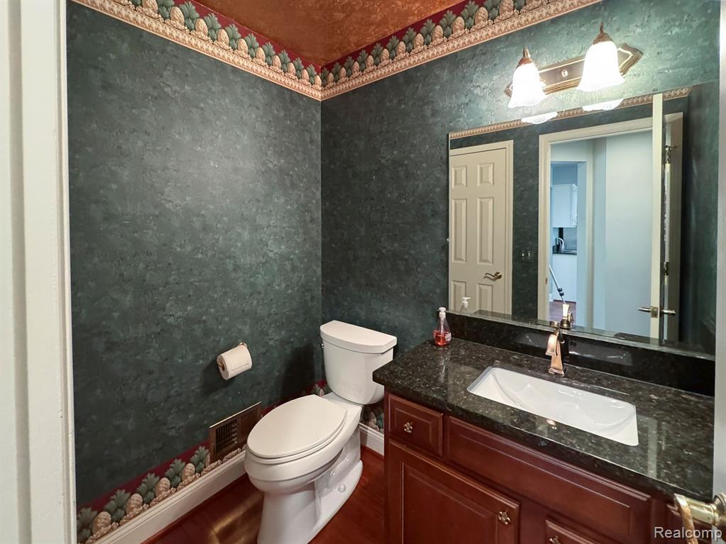 43331 HERRING Drive, Clinton Twp, MI 48038 — Photo 23