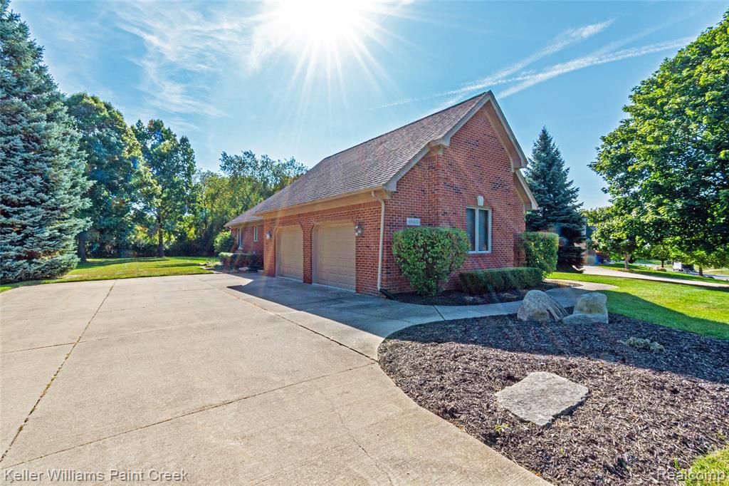 68400 Copperwood Drive, Washington, MI 48095 — Photo 45