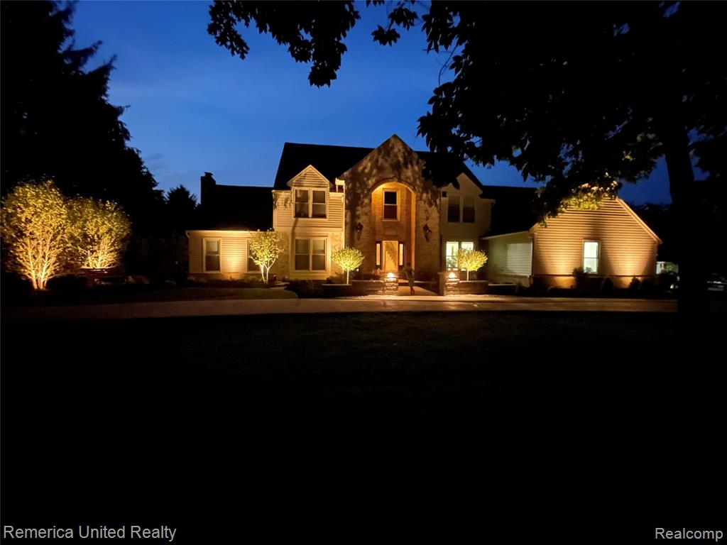 12825 Larkins Road, Brighton, MI 48114 — Photo 17