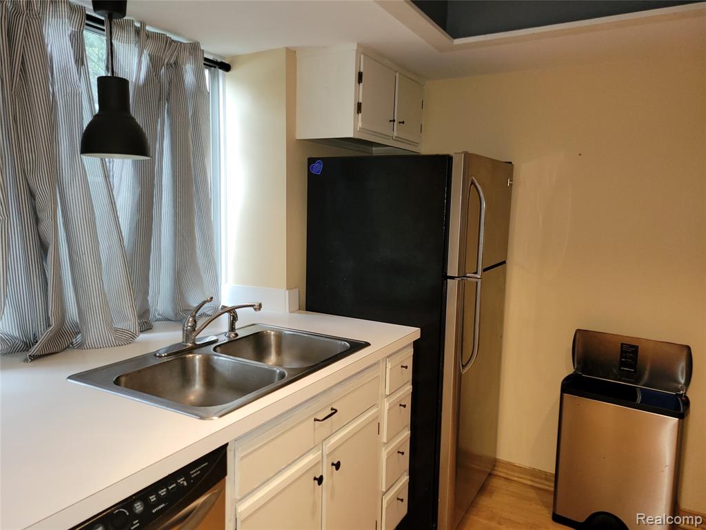 2672 Packard Street, Ann Arbor, MI 48104 — Photo 6