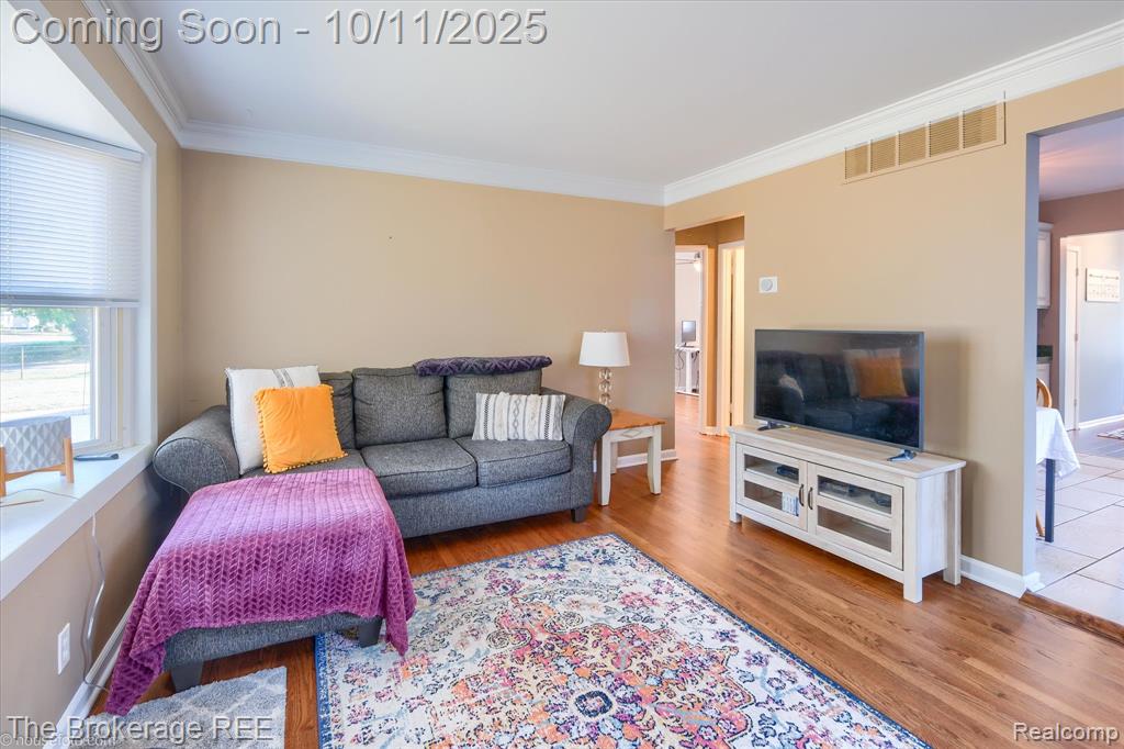 5241 Drayton Road, Clarkston, MI — Photo 8