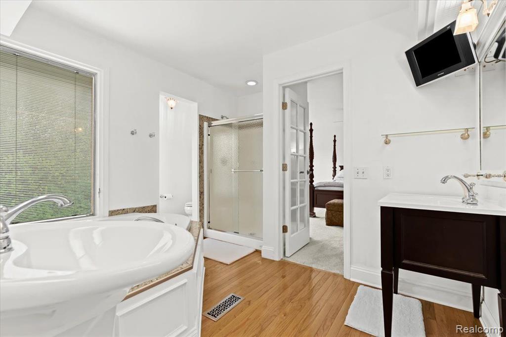 45273 Yorkshire Drive, Novi, MI — Photo 24
