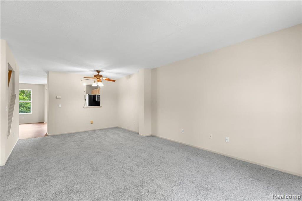 6680 CENTRAL CITY Parkway, Westland, MI — Photo 6