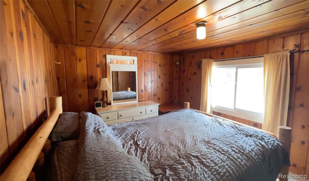 5089 Cottage Dr SE Drive SE, Kalkaska, MI 49646 — Photo 24