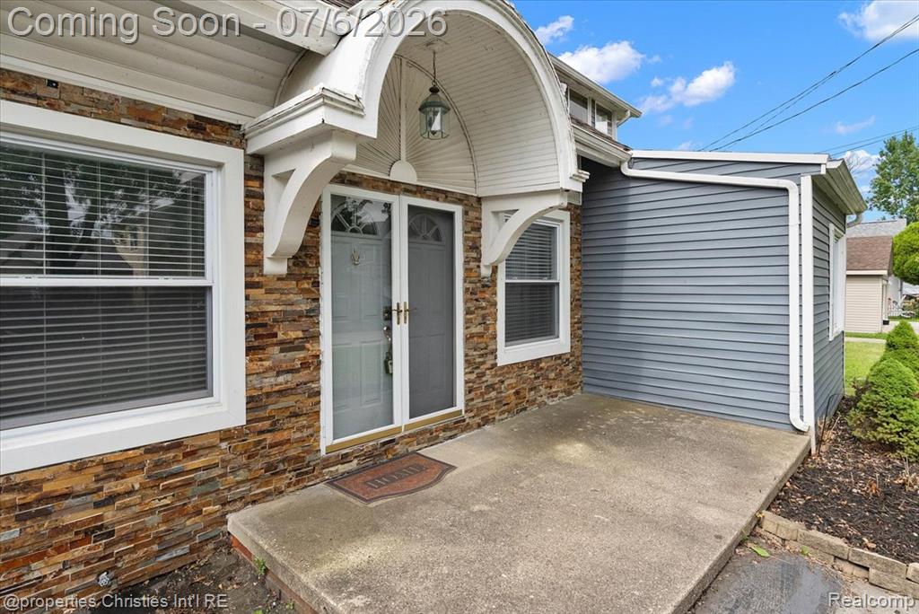 22482 Beach Street, Saint Clair Shores, MI 48081 — Photo 5