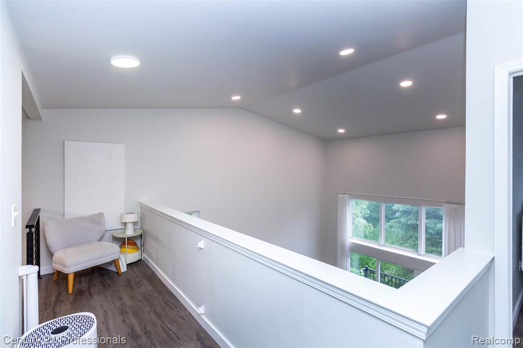 757 Sandalwood Drive, Troy, MI 48085 — Photo 27