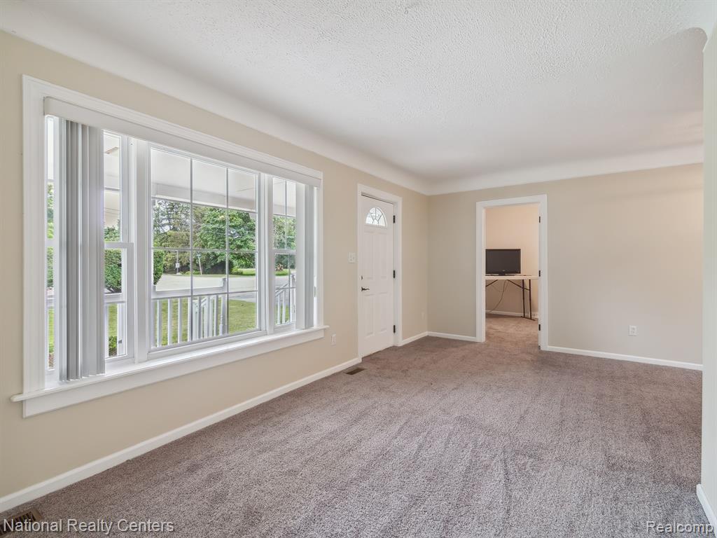 44736 JOY Road, Plymouth, MI 48170 — Photo 5