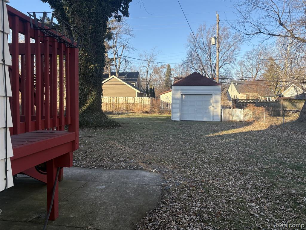 398 W Hazelhurst Street, Ferndale, MI 48220 — Photo 7