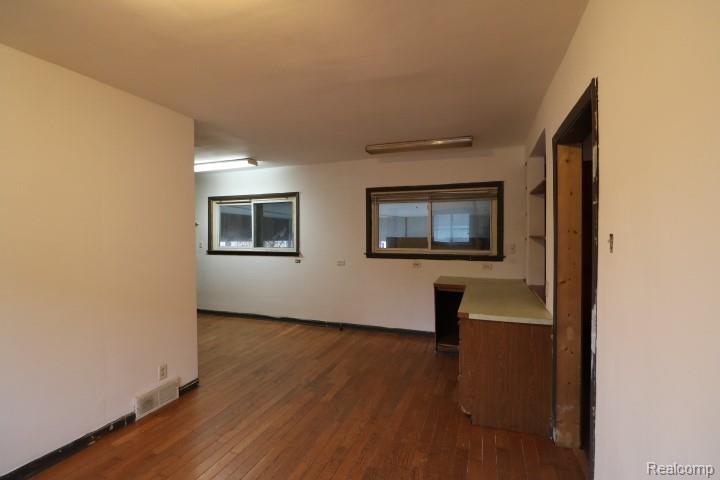 202 Elm Street, Bay City, MI 48706 — Photo 9