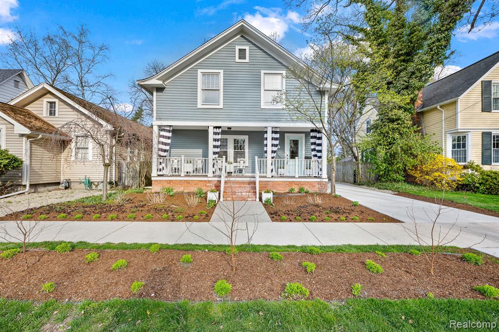 397 KERCHEVAL Avenue, Grosse Pointe Farms, MI 48236 — Photo 3