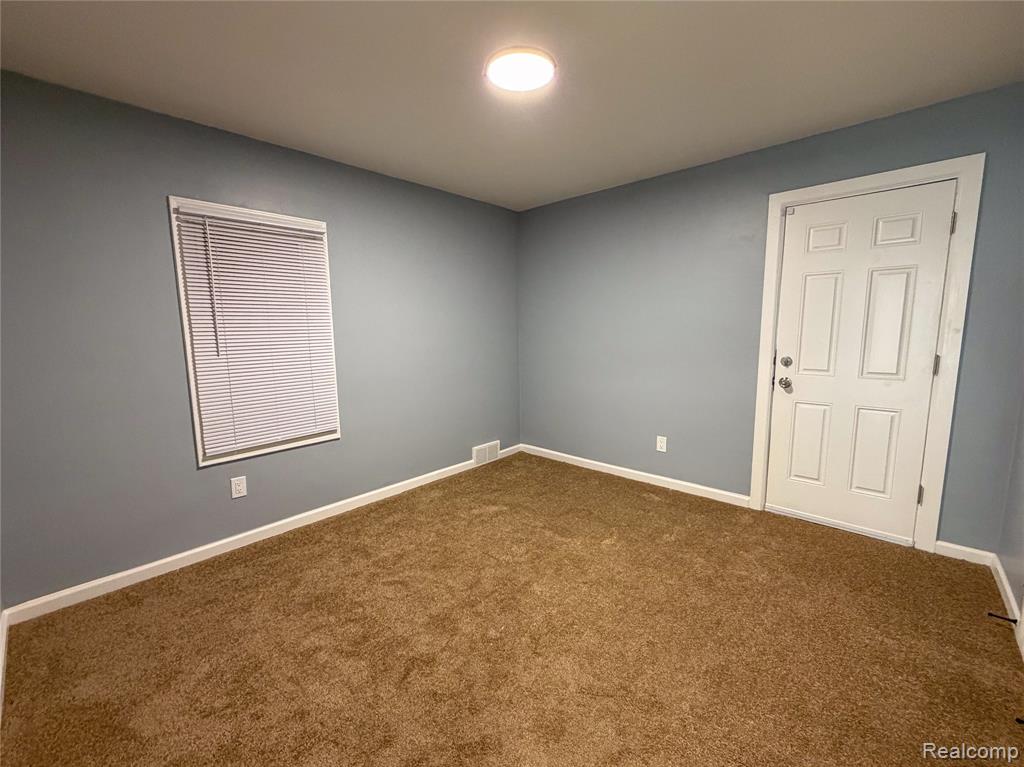 19009 Ashton Avenue, Detroit, MI 48219 — Photo 11