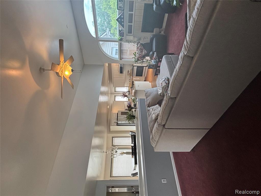 7129 Parkridge Parkway, Swartz Creek, MI 48473 — Photo 9