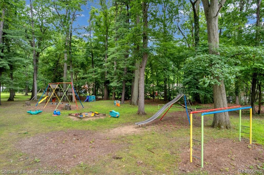 2064 Miles Road, Lapeer, MI 48446 — Photo 34